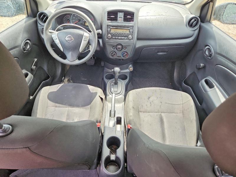 61769216 :رقم المزاد ، 3N1CN7AP5JL835392 vin ، 2018 Nissan Versa مزاد بيع
