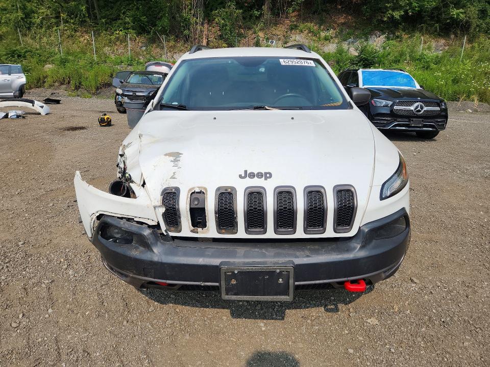 Продажа на аукционе авто 2015 Jeep Cherokee, vin: 1C4PJMBS3FW641571, номер лота: 62952076