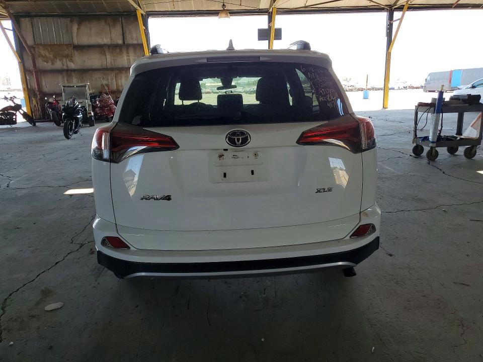Auction sale of the 2017 Toyota Rav4, vin: 2T3WFREV0HW320119, lot number: 59735346