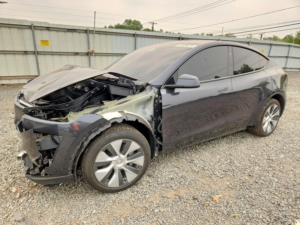 Продаж на аукціоні авто 2026 Tesla Model Y, vin: 7SAYGDEE1TF532070, номер лоту: 61036616
