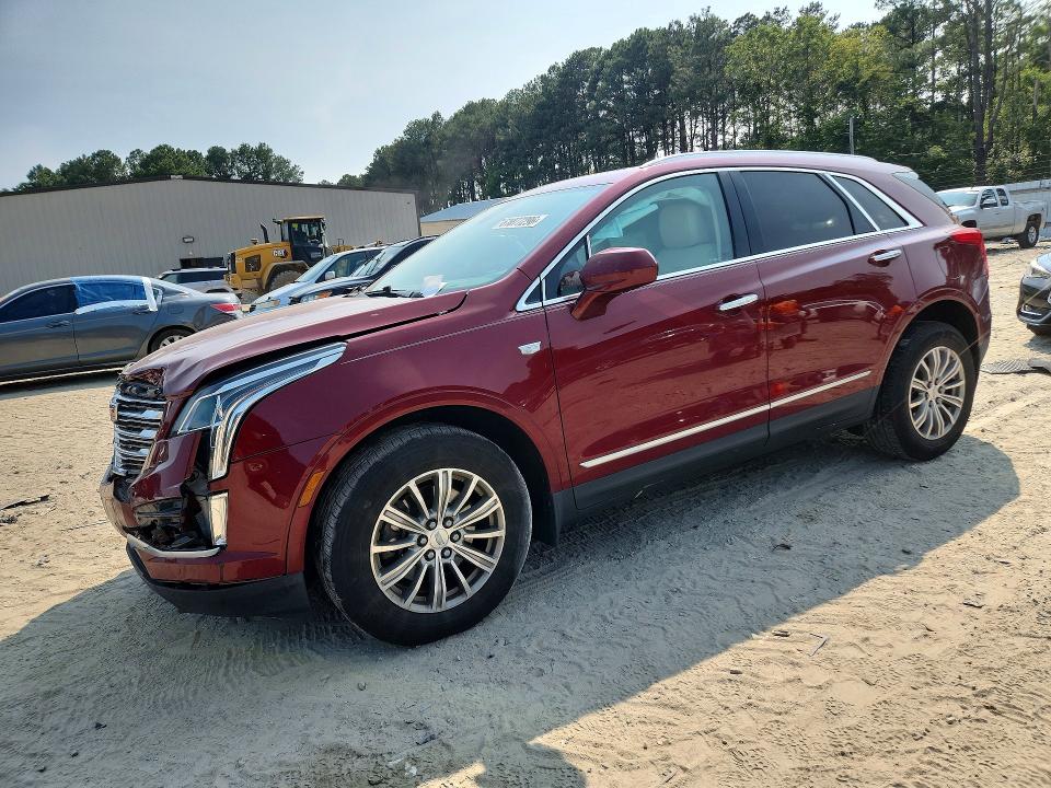 61077296 :رقم المزاد ، 1GYKNBRS6HZ260494 vin ، 2017 Cadillac Xt5 مزاد بيع