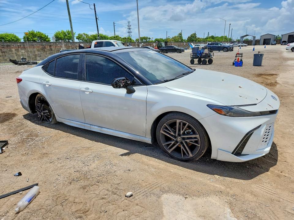 Продажа на аукционе авто 2025 Toyota Camry, vin: 4T1DAACK7SU010646, номер лота: 61877036