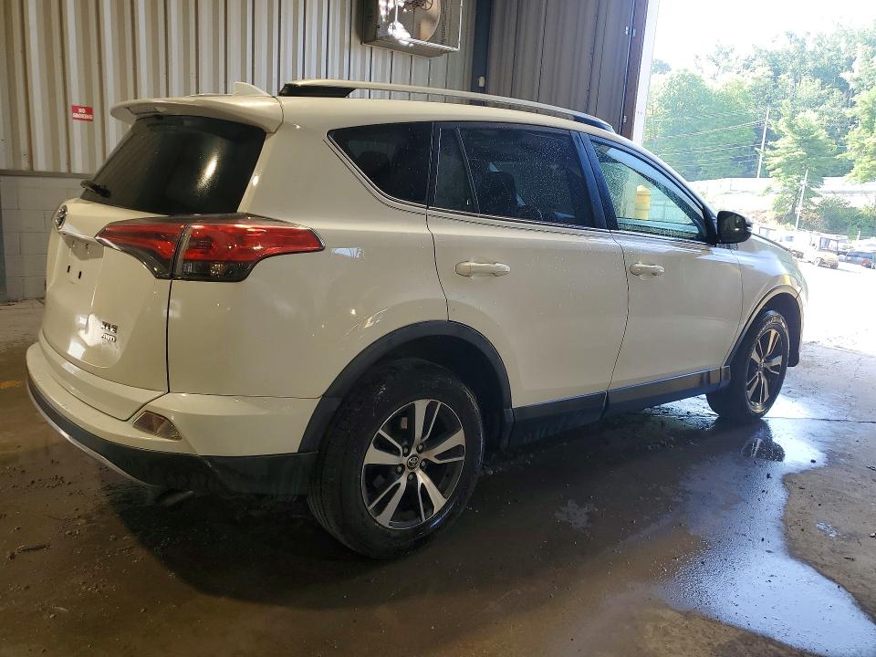 Aukcja sprzedaży 2017 Toyota Rav4, vin: JTMRFREV0HD200735, numer aukcji: 59613416