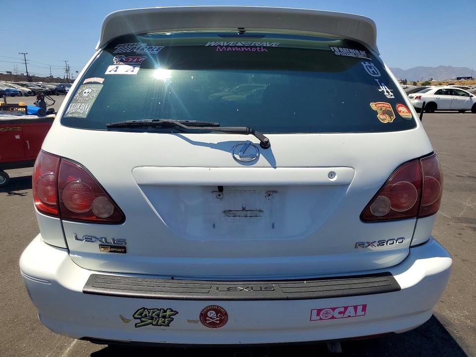 60198996 :رقم المزاد ، JT6HF10U3Y0107198 vin ، 2000 Lexus Rx مزاد بيع