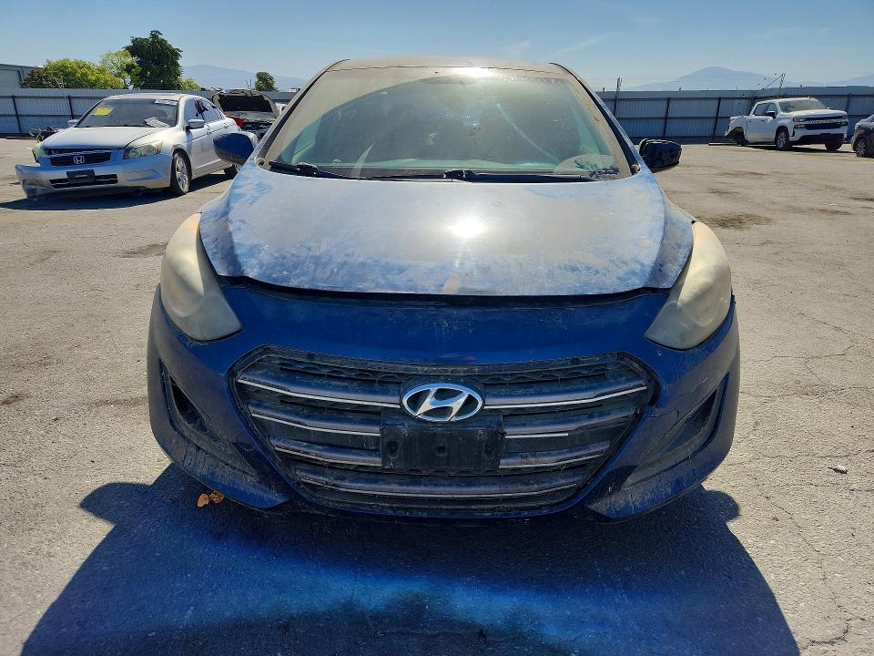 2016 Hyundai Elantra Gt მანქანა იყიდება აუქციონზე, vin: KMHD35LHXGU266647, აუქციონის ნომერი: 62699976