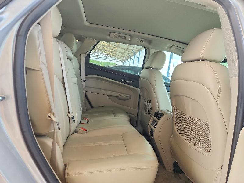 61752516 :رقم المزاد ، 3GYFNCEYXAS652043 vin ، 2010 Cadillac Srx مزاد بيع