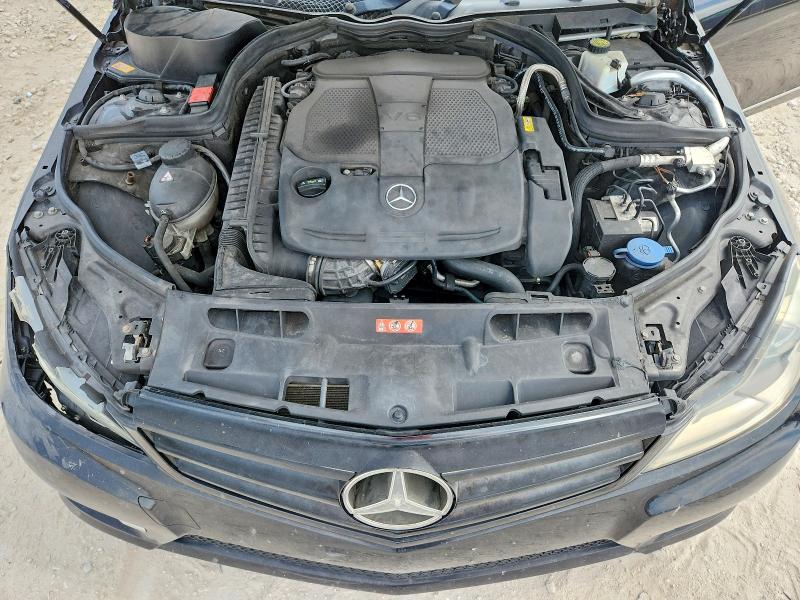 2014 Mercedes-benz C მანქანა იყიდება აუქციონზე, vin: WDDGF8AB7EG201054, აუქციონის ნომერი: 63039476