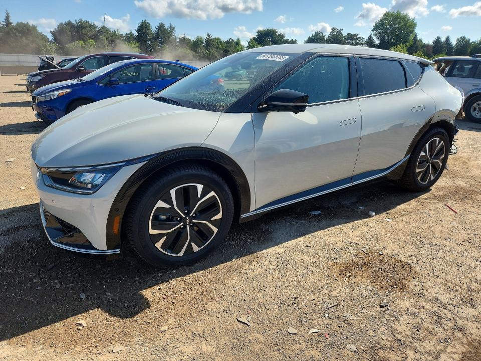 2023 Kia Ev6 მანქანა იყიდება აუქციონზე, vin: KNDC3DLC5P5106880, აუქციონის ნომერი: 62206376