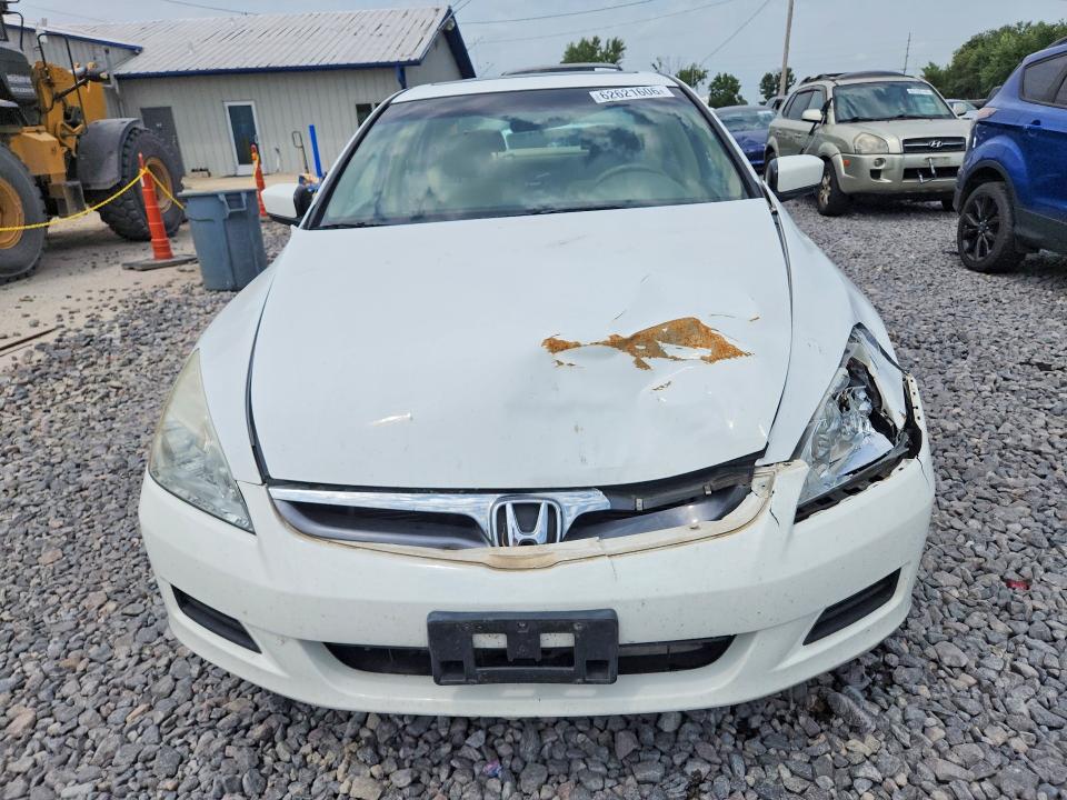 2006 Honda Accord მანქანა იყიდება აუქციონზე, vin: 1HGCM56716A143658, აუქციონის ნომერი: 62621606