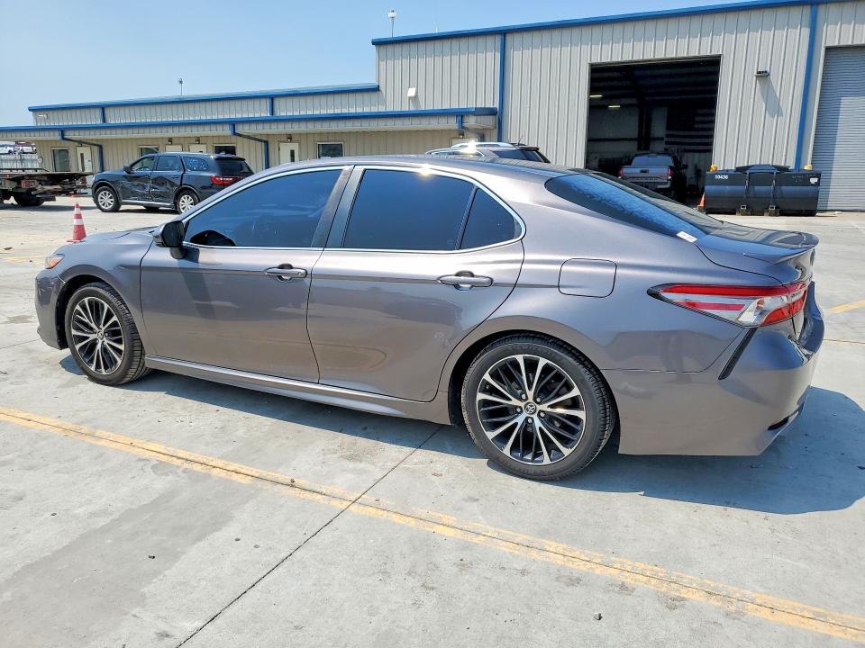 Aukcja sprzedaży 2018 Toyota Camry, vin: 4T1B11HK4JU009176, numer aukcji: 62693966