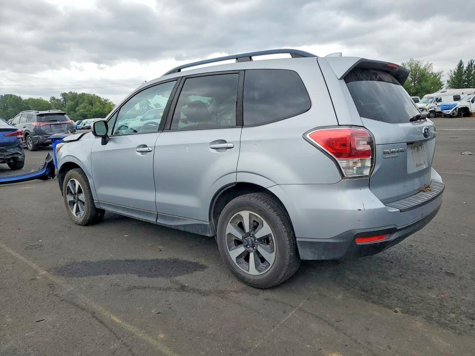 Продажа на аукционе авто 2018 Subaru Forester, vin: JF2SJAEC4JH479882, номер лота: 61586816