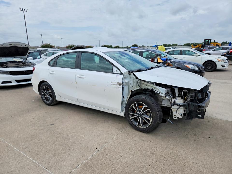 2022 Kia Forte მანქანა იყიდება აუქციონზე, vin: 3KPF24ADXNE451920, აუქციონის ნომერი: 60967766