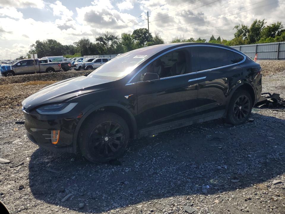 59969136 :رقم المزاد ، 5YJXCAE23LF296014 vin ، 2020 Tesla Model X مزاد بيع
