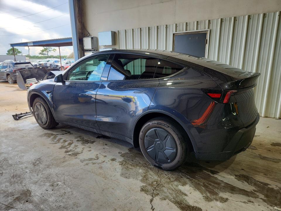 60282196 :رقم المزاد ، 7SAYGDEE0TA686296 vin ، 2026 Tesla Model Y مزاد بيع
