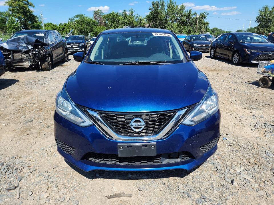 Продажа на аукционе авто 2018 Nissan Sentra, vin: 3N1AB7AP8JL651662, номер лота: 62101446