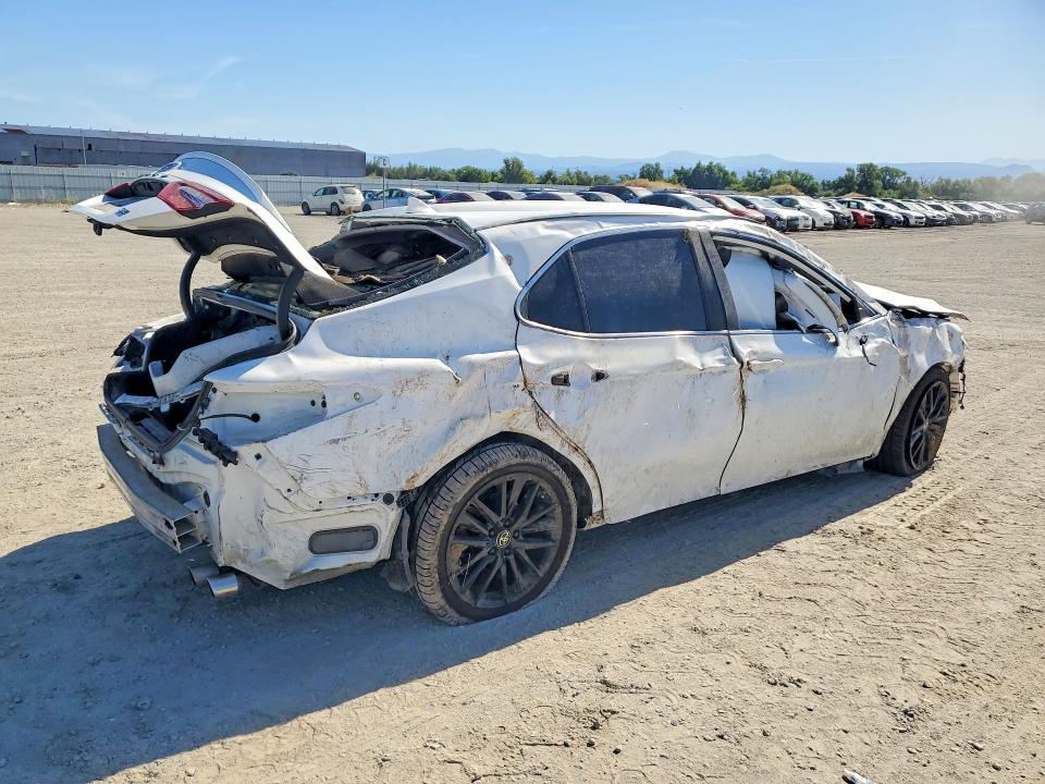 Продаж на аукціоні авто 2021 Toyota Camry, vin: 4T1G11AK0MU541772, номер лоту: 85984105