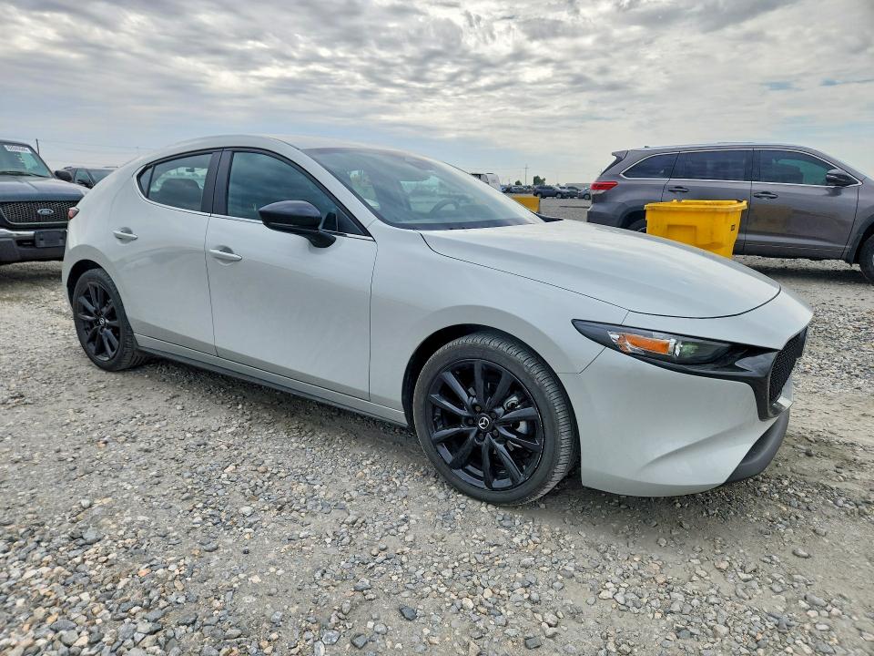 61299126 :رقم المزاد ، JM1BPAKM5S1761100 vin ، 2025 Mazda 3 مزاد بيع