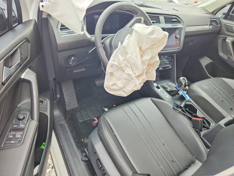 Продажа на аукционе авто 2022 Volkswagen Tiguan, vin: 3VV3B7AX1NM100156, номер лота: 63120466