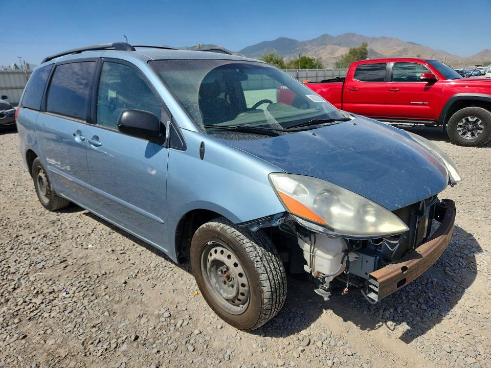 60562236 :رقم المزاد ، 5TDZK23C67S015466 vin ، 2007 Toyota Sienna مزاد بيع
