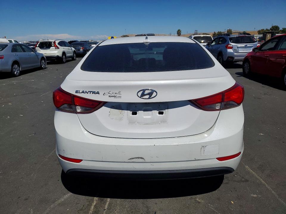 2015 Hyundai Elantra მანქანა იყიდება აუქციონზე, vin: 5NPDH4AE2FH550095, აუქციონის ნომერი: 61060256