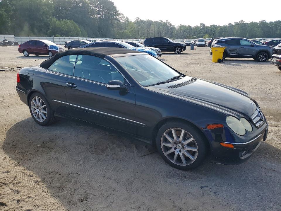 61946576 :رقم المزاد ، WDBTK56F47T086615 vin ، 2007 Mercedes-benz Clk مزاد بيع