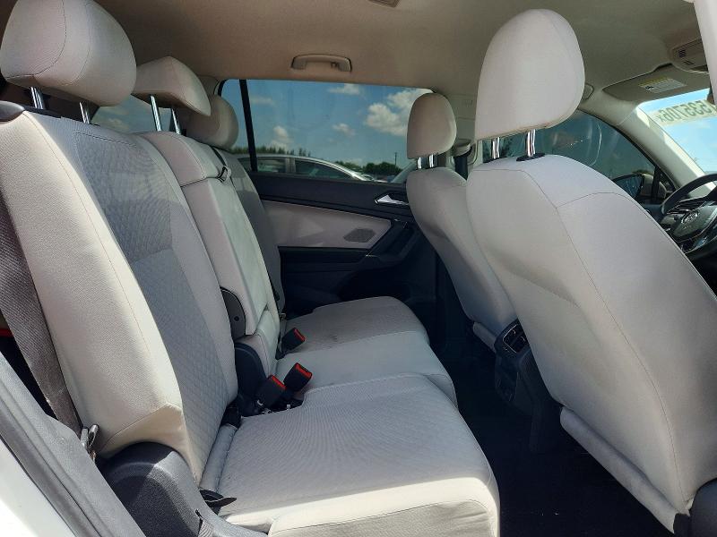2018 Volkswagen Tiguan მანქანა იყიდება აუქციონზე, vin: 3VV1B7AX6JM035838, აუქციონის ნომერი: 61535706
