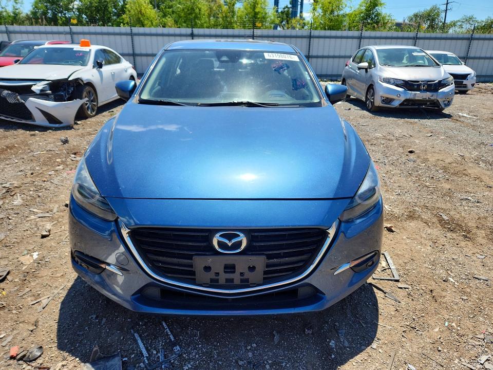 63198076 :رقم المزاد ، 3MZBN1M33JM166481 vin ، 2018 Mazda 3 مزاد بيع