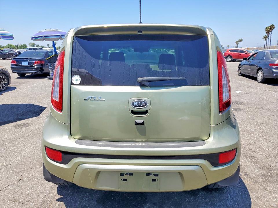 2012 Kia Soul მანქანა იყიდება აუქციონზე, vin: KNDJT2A64C7472482, აუქციონის ნომერი: 62266756