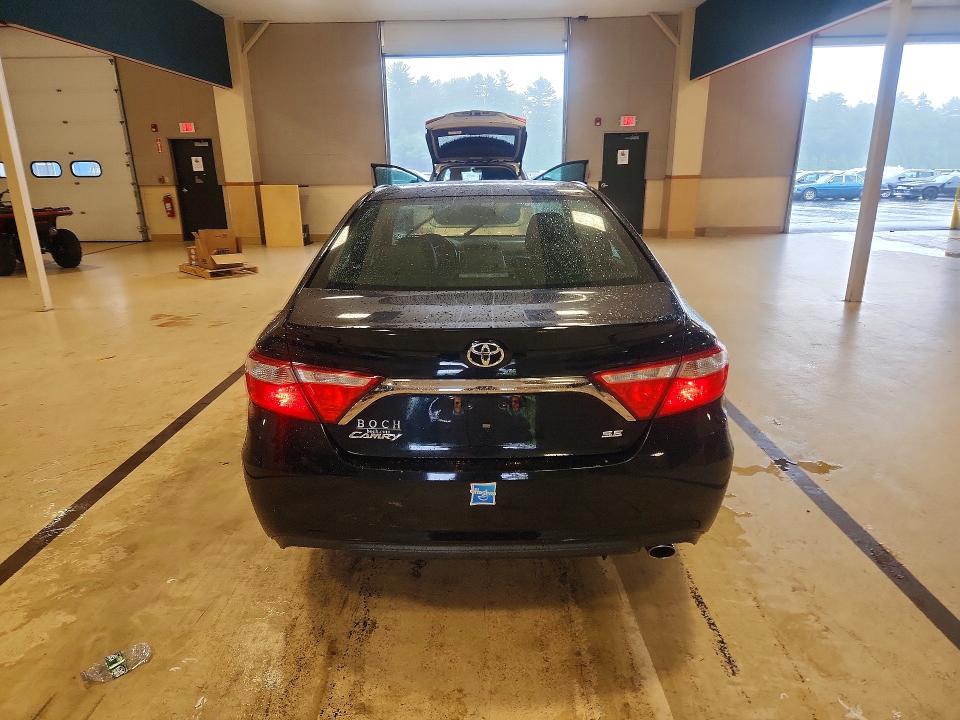 2015 Toyota Camry მანქანა იყიდება აუქციონზე, vin: 4T1BF1FK4FU931524, აუქციონის ნომერი: 62879166