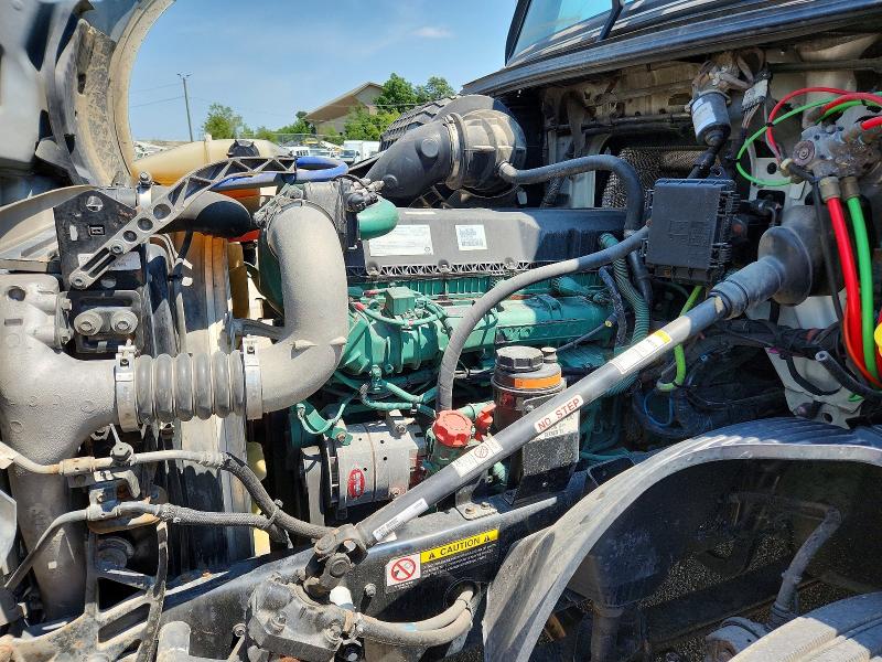 2019 Volvo Vnl მანქანა იყიდება აუქციონზე, vin: 4V4NC9EH7KN193192, აუქციონის ნომერი: 61545436