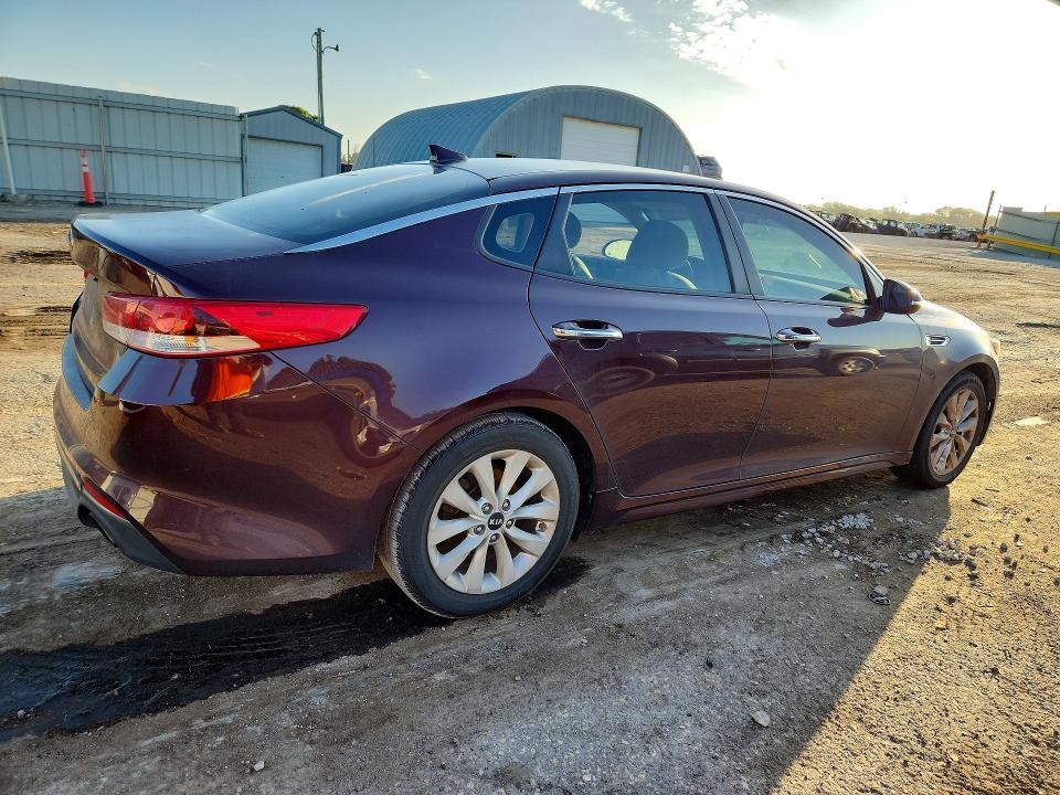 Продаж на аукціоні авто 2016 Kia Optima, vin: 5XXGT4L32GG011013, номер лоту: 61873316