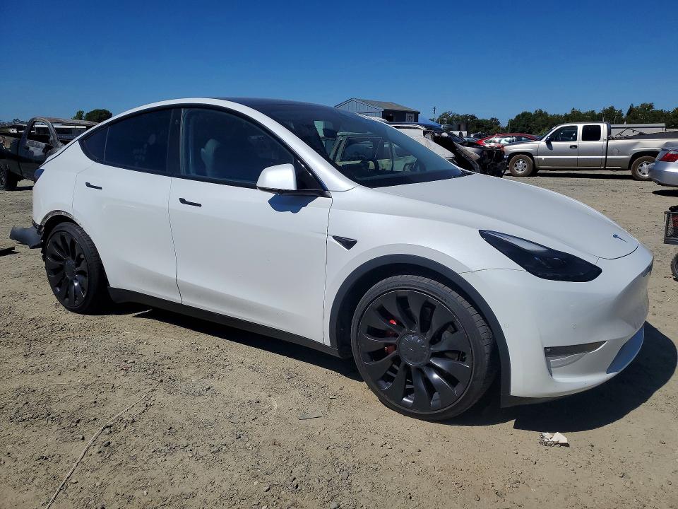 Продажа на аукционе авто 2022 Tesla Model Y, vin: 7SAYGDEF9NF393740, номер лота: 62351916