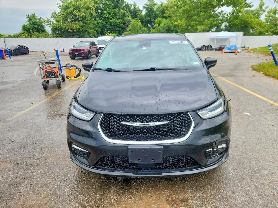 62301676 :رقم المزاد ، 2C4RC1BG5PR615819 vin ، 2023 Chrysler Pacifica مزاد بيع