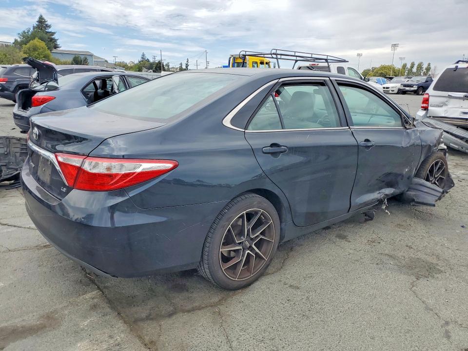 Продажа на аукционе авто 2015 Toyota Camry, vin: 4T1BF1FK9FU932040, номер лота: 60852936