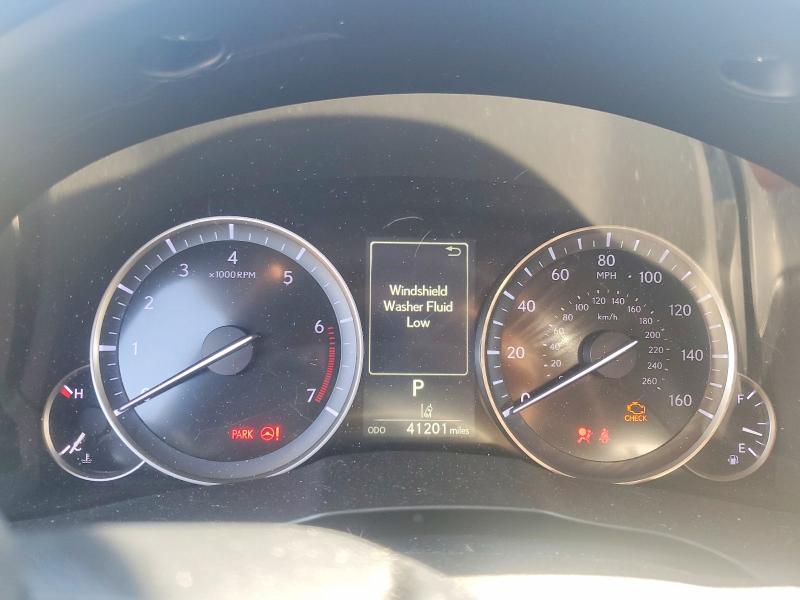 60261816 :رقم المزاد ، 58ABK1GG7JU115852 vin ، 2018 Lexus Es مزاد بيع