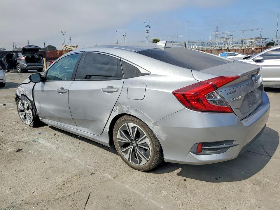 60613886 :رقم المزاد ، 2HGFC1F71GH641953 vin ، 2016 Honda Civic مزاد بيع