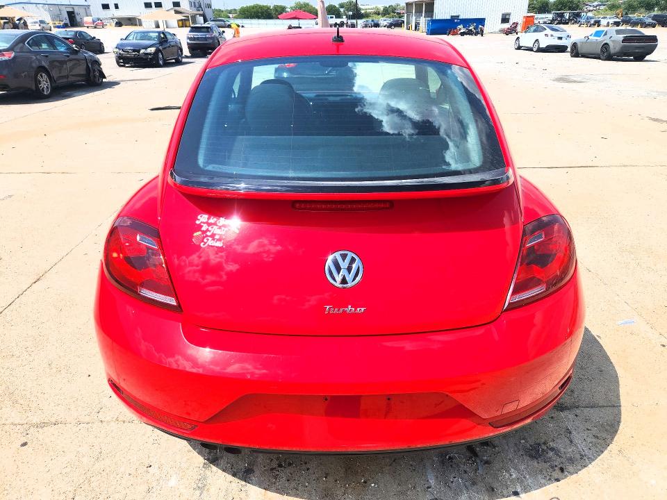 Продажа на аукционе авто 2019 Volkswagen Beetle, vin: 3VWFD7AT4KM710810, номер лота: 63383866