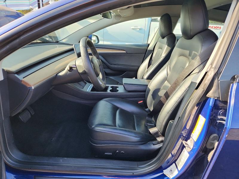 Продажа на аукционе авто 2022 Tesla Model 3, vin: 5YJ3E1EB8NF261271, номер лота: 63012766