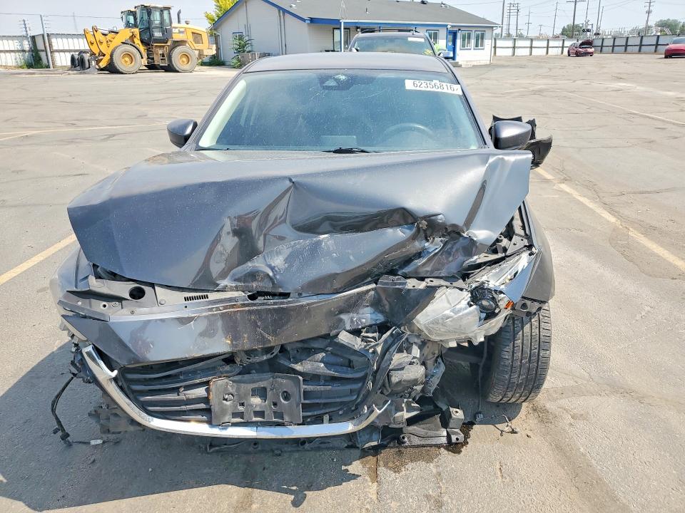 Продажа на аукционе авто 2018 Mazda 3, vin: 3MZBN1U70JM240457, номер лота: 62356816