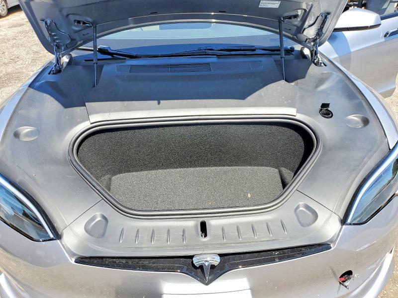 60886516 :رقم المزاد ، 5YJSA1E58SF550843 vin ، 2025 Tesla Model S مزاد بيع
