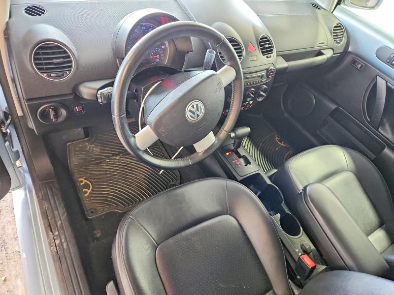 2010 Volkswagen New Beetle მანქანა იყიდება აუქციონზე, vin: 3VWRG3AG1AM014355, აუქციონის ნომერი: 62757136
