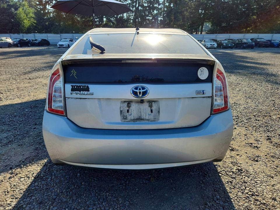 62101376 :رقم المزاد ، JTDKN3DU9E1773513 vin ، 2014 Toyota Prius مزاد بيع