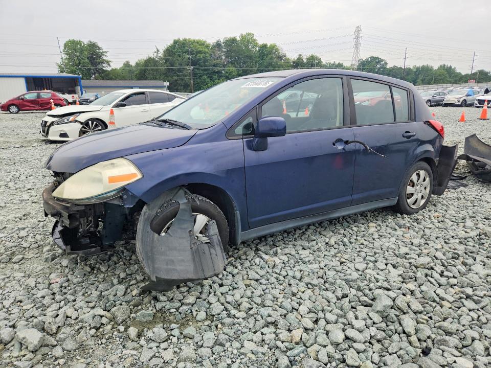 62394676 :رقم المزاد ، 3N1BC13E09L358425 vin ، 2009 Nissan Versa مزاد بيع