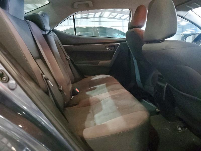 59292936 :رقم المزاد ، 5YFBURHE2JP753327 vin ، 2018 Toyota Corolla مزاد بيع