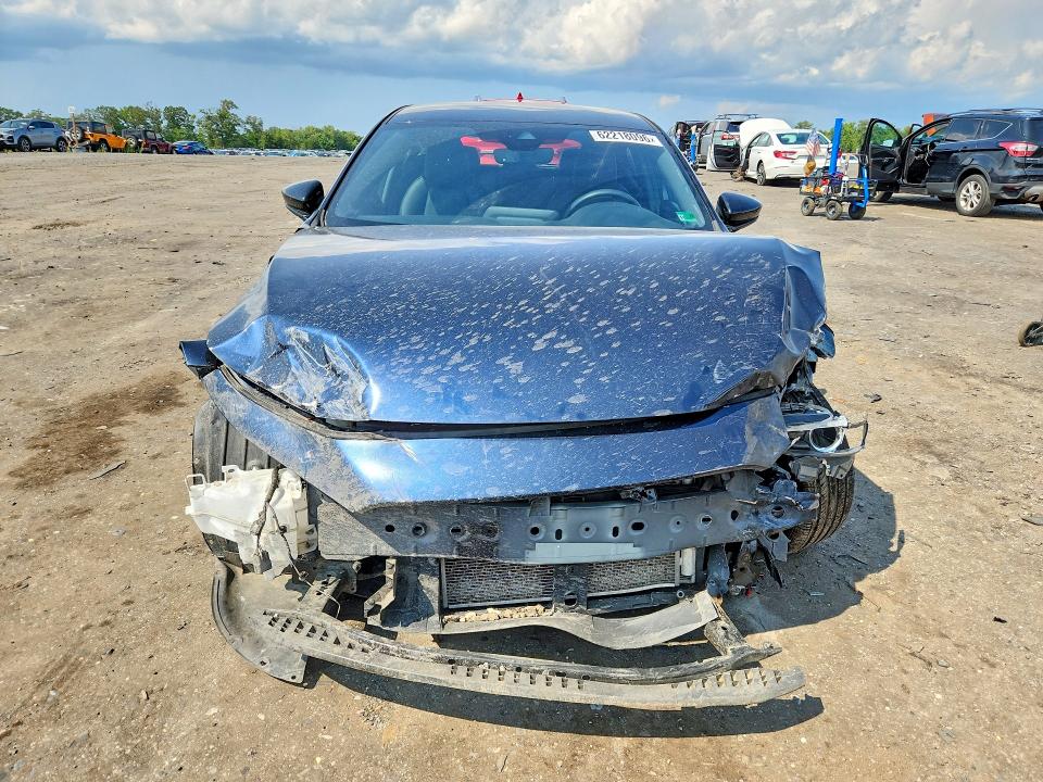 62218096 :رقم المزاد ، JM1BPAJL9M1318816 vin ، 2021 Mazda 3 مزاد بيع