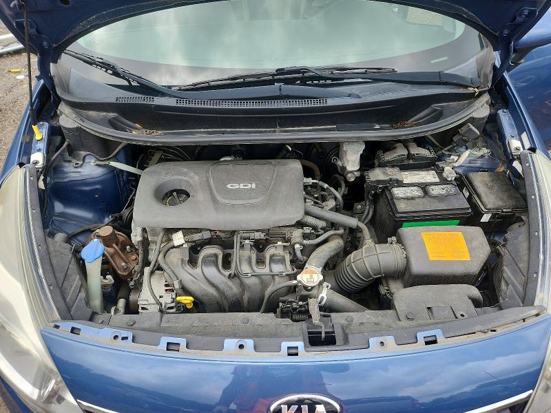59609086 :رقم المزاد ، KNADN4A33H6007999 vin ، 2017 Kia Rio مزاد بيع
