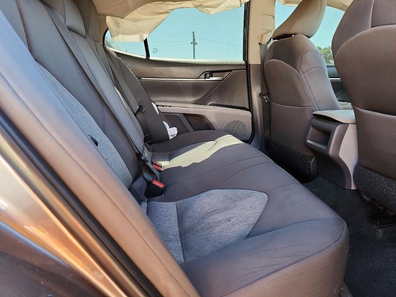 Продаж на аукціоні авто 2018 Toyota Camry, vin: 4T1B11HK3JU658239, номер лоту: 60198046