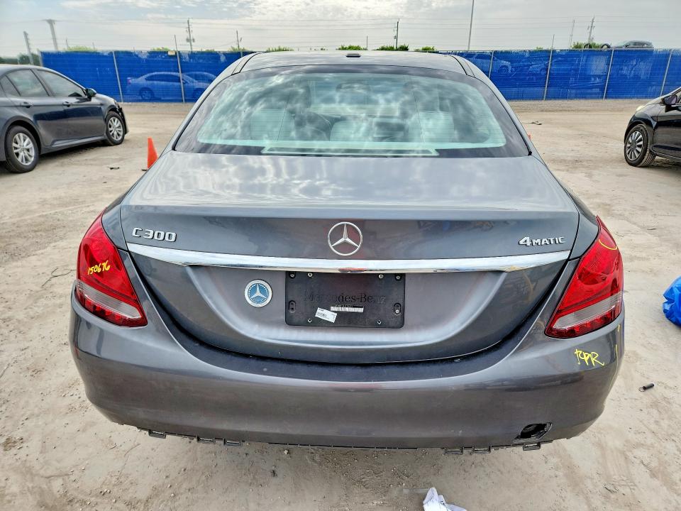 60479126 :رقم المزاد ، 55SWF4KB1HU213131 vin ، 2017 Mercedes-benz C مزاد بيع