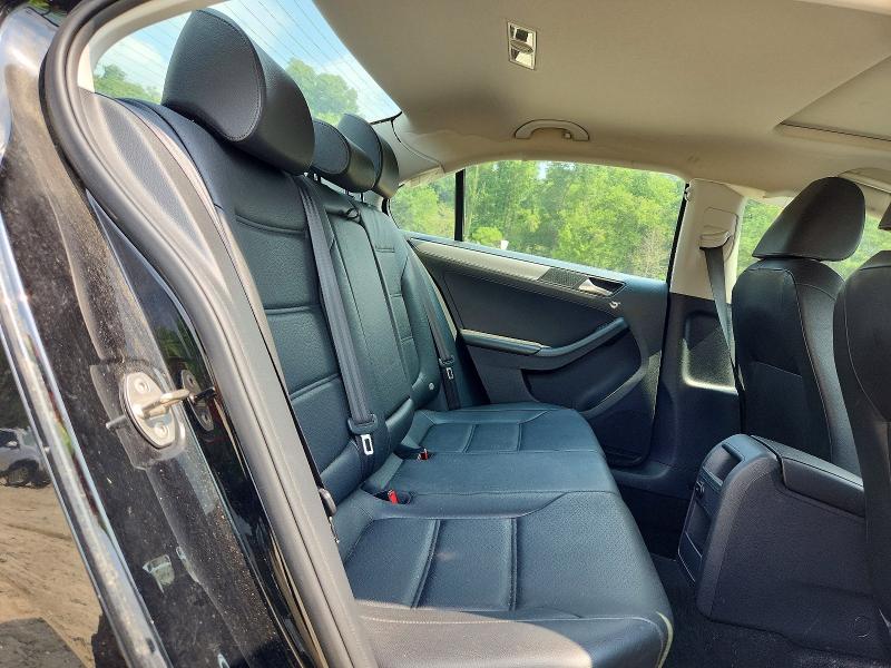 62787536 :رقم المزاد ، 3VWD17AJ6FM273901 vin ، 2015 Volkswagen Jetta مزاد بيع