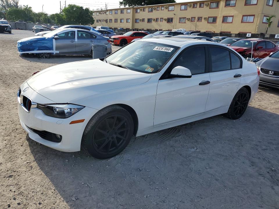 2014 Bmw 328 მანქანა იყიდება აუქციონზე, vin: WBA3B5C57EP652654, აუქციონის ნომერი: 63287866